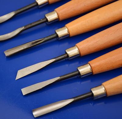 木藝之魂 如何挑選與使用專業(yè)木刻刀套裝開啟雕刻之旅